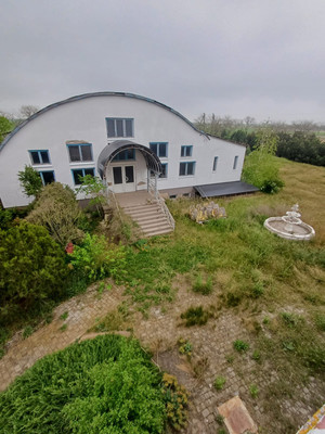 Купить  помещение свободного назначения