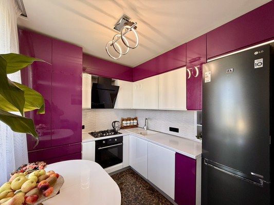 Купить 3-комнатную квартиру