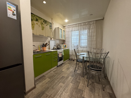 Купить 4-комнатную квартиру