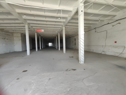 Снять  торговое помещение