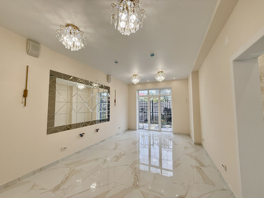 Купить  помещение свободного назначения